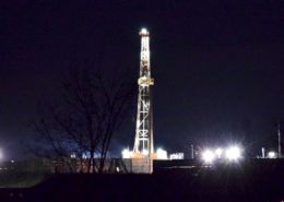 Drilling rig in Ohio, December 2015