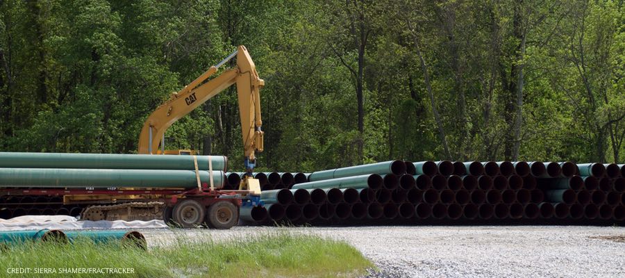 26" oil/gas pipeline being installed in Maryland, 2016