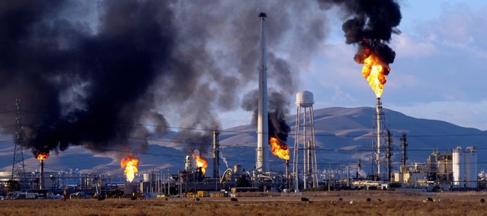tesoro-refinery_re Photo courtesy of Claycord.com