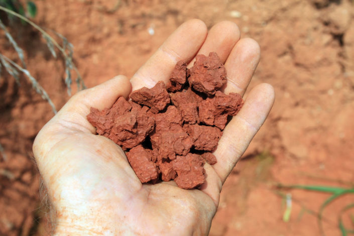 5084156782_ecf329ccbd_b Soil in hand - photo by Soil Science on Flickr