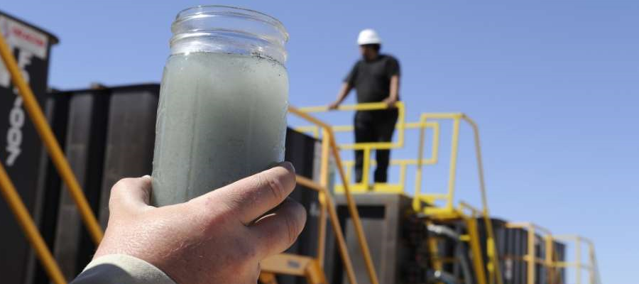 Photo by Pat Sullivan/AP https://www.houstonchronicle.com/news/houston-texas/houston/article/Fracking-research-hits-roadblock-with-Texas-law-6812820.php