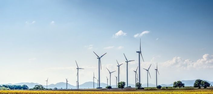 MI_Windfarm https://www.windpowerengineering.com/business-news-projects/invenergy-completes-construction-financing-for-michigan-wind-farm/