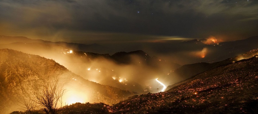 Thomas Fire Photo by Marcus Yam, LA Times