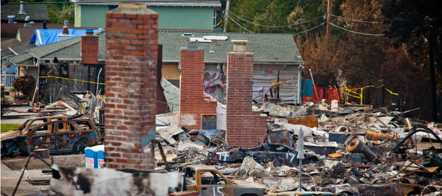 destroyed home following pipeline explosion in San Bruno, CA