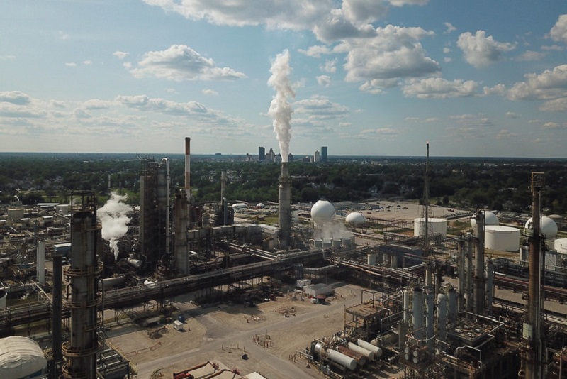 Oil refinery in Toledo, OH. Photo by Ted Auch.