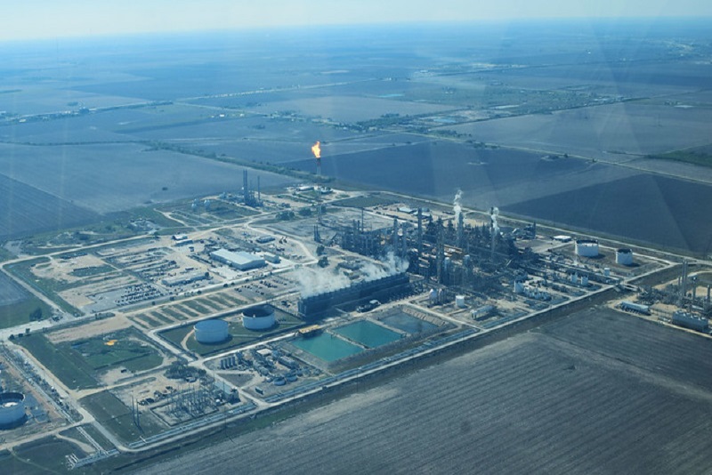 Flaring at oil refinery in Corpus Christi, TX. Photo by Ted Auch.