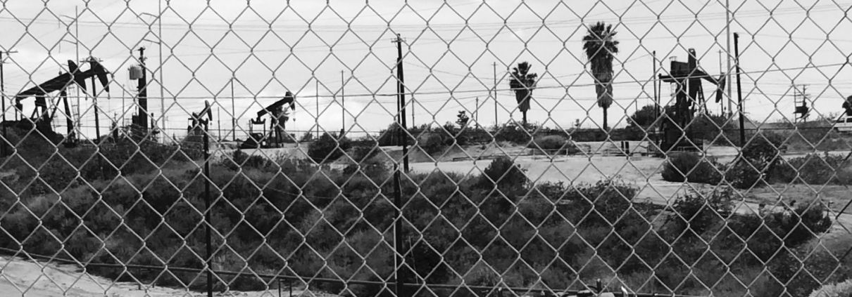 This photo is of oil drilling in the Inglewood Oilfields of Baldwin Hills, Los Angeles. Photo by Brook Lenker, 2017.